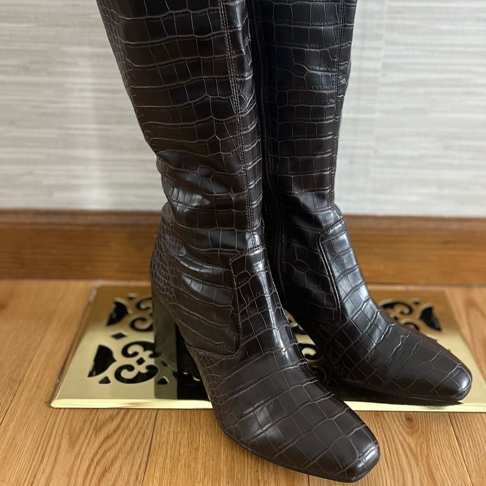 Crocodile Pattern Knee-High Boots